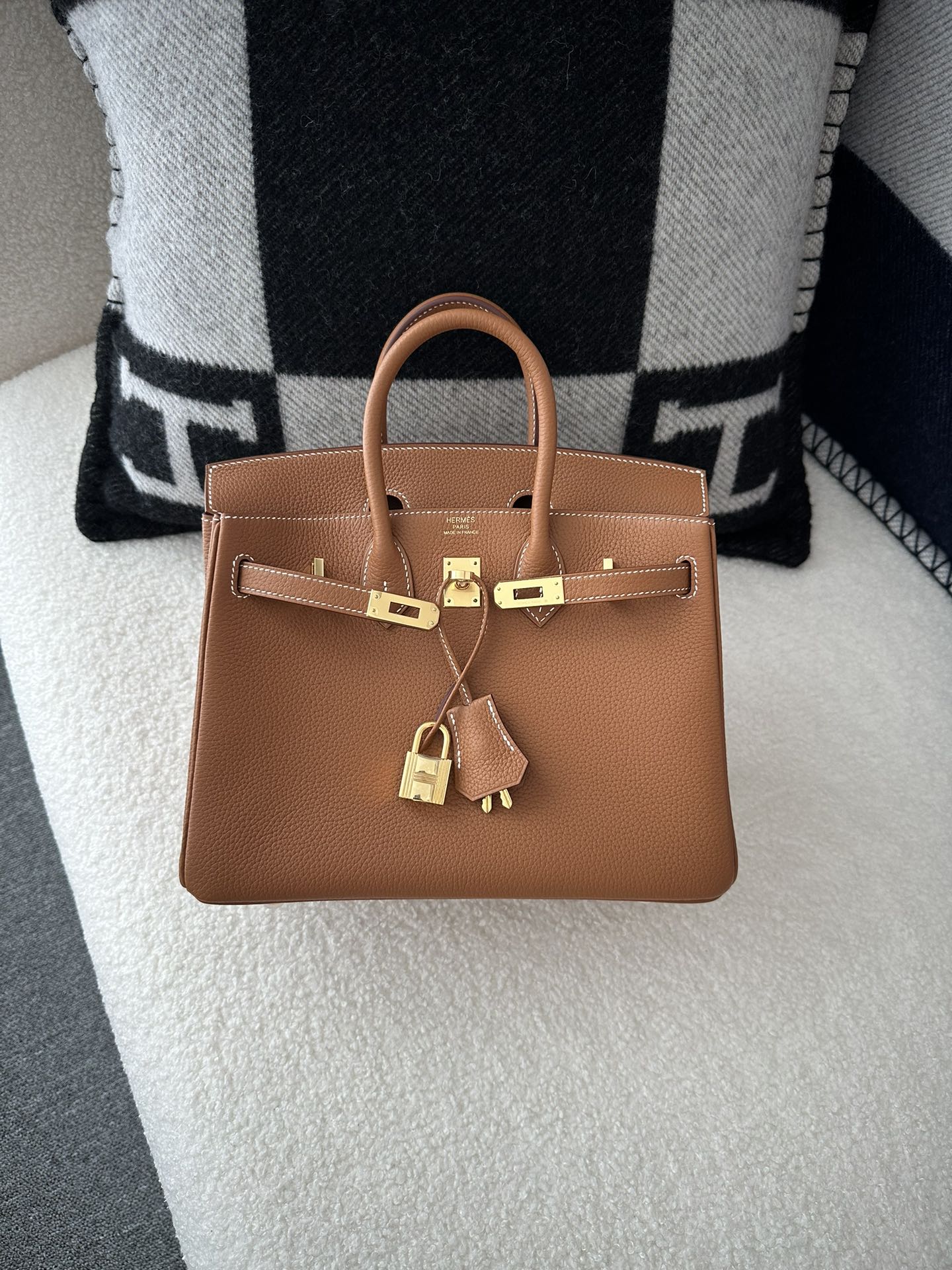 Birkin 25 togo gold hardware