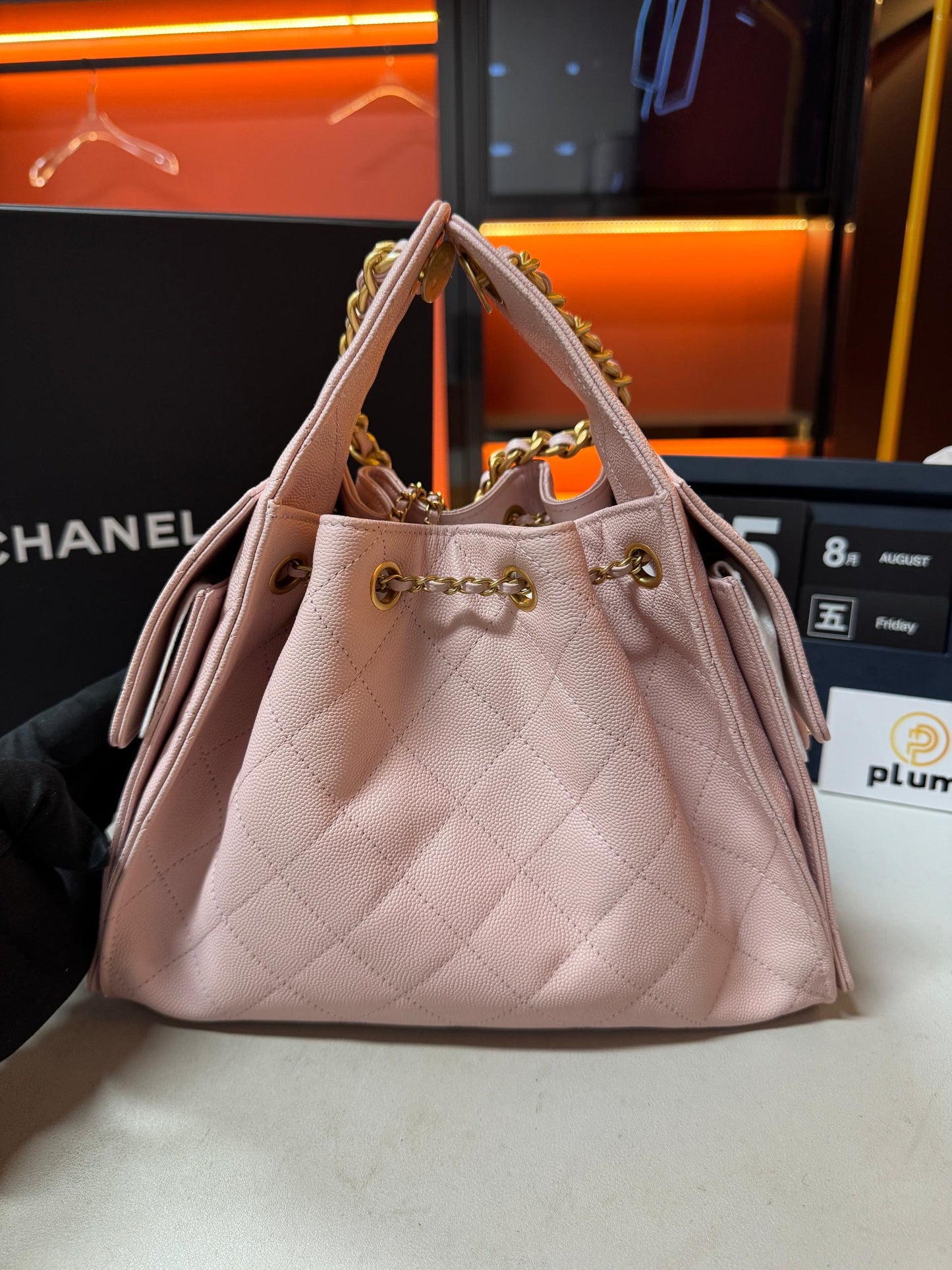Chanel hobo 25