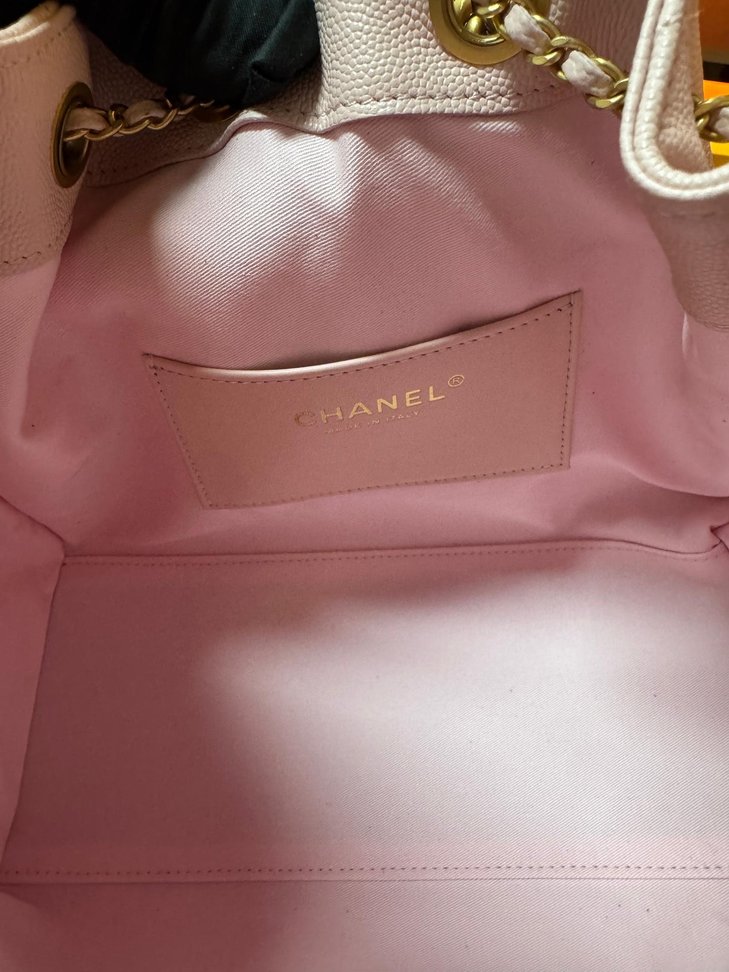 Chanel hobo 25