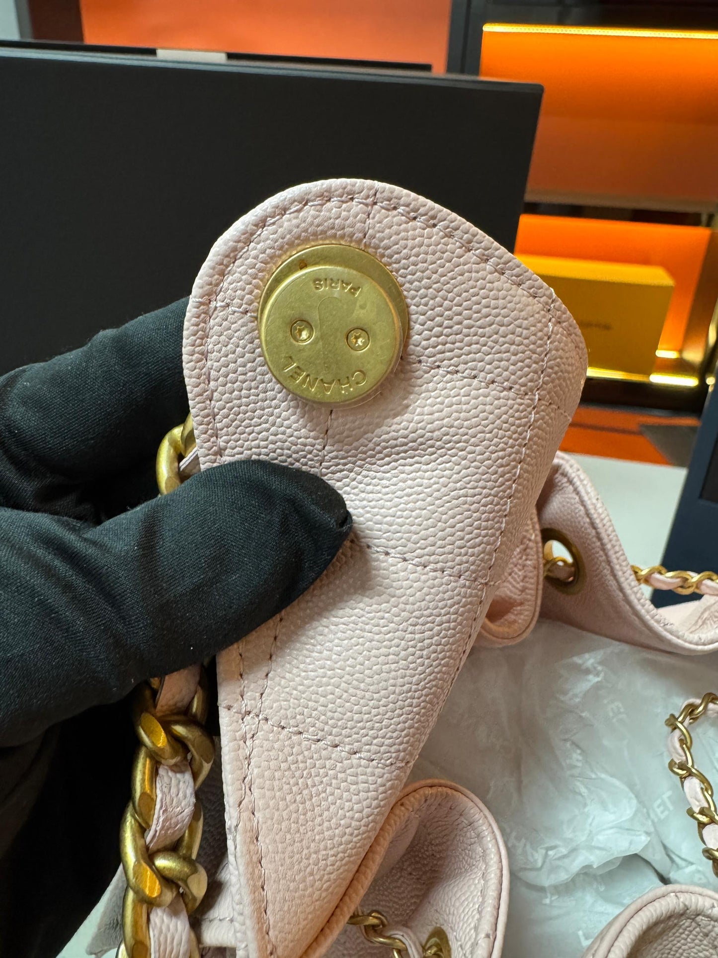 Chanel hobo 25