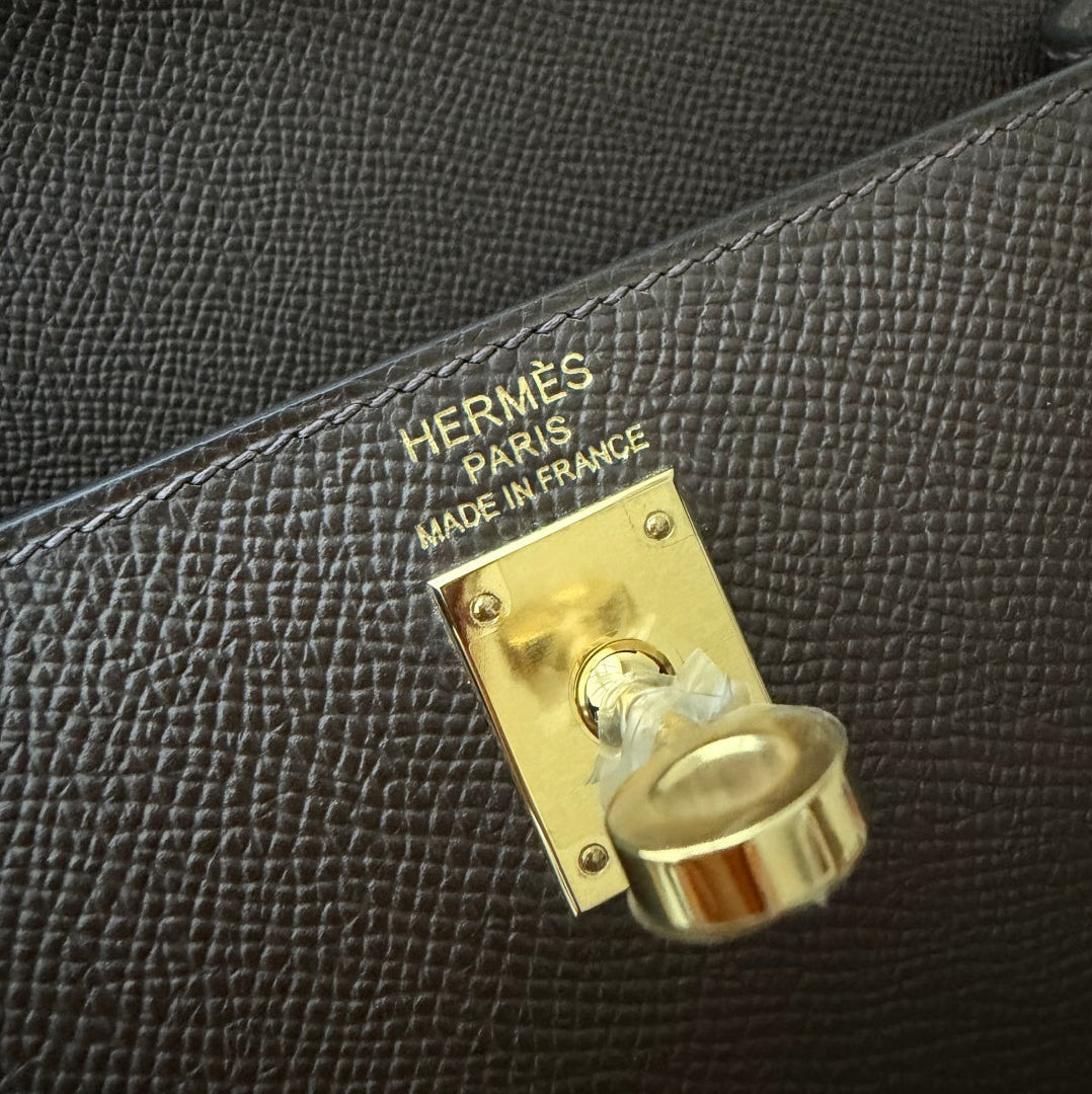 Kelly 25 gold hardware