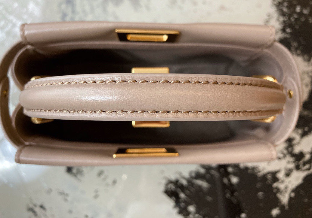 FENDI PEEKABOO